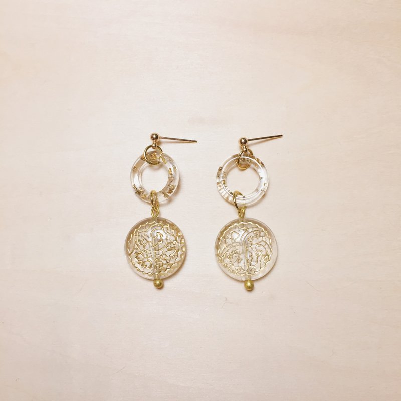 复古透明雕刻金海浪耳环