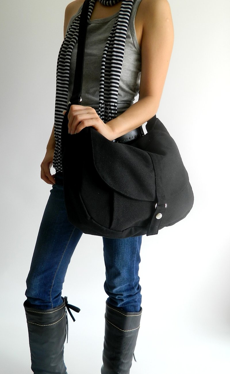 大容量侧背邮差包 旅行斜背包 笔电包 手提袋 no.12 凯莉- 黑色 - 侧背包/斜挎包 - 其他材质 黑色