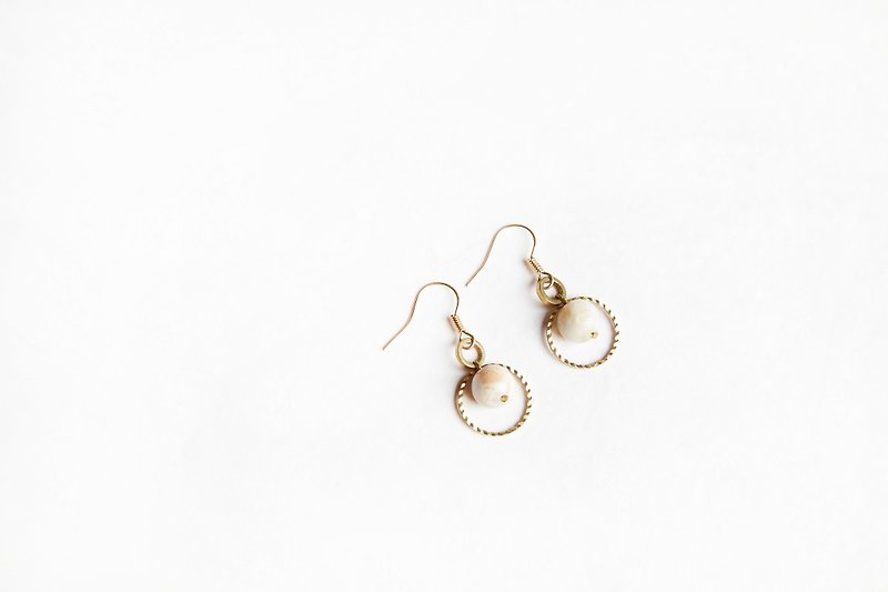 Rotate ' stone earring - 双圈天然石耳环 - 耳环/耳夹 - 宝石 金色