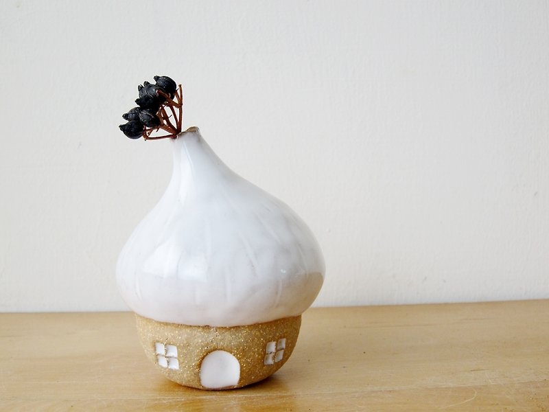 橡果子陶屋- 摆饰 - 绝版倒数中 - 花瓶/陶器 - 其他材质 白色