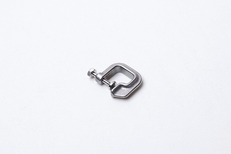 Drilling Lab＿Clamp earring 锁.夹 - 银色 - 耳环/耳夹 - 其他金属 
