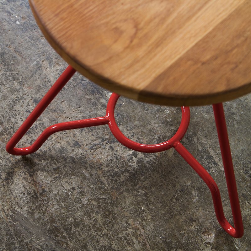 Briggs 轮廓线橡木旋转矮凳 (红色) - 其他家具 - 其他金属 红色