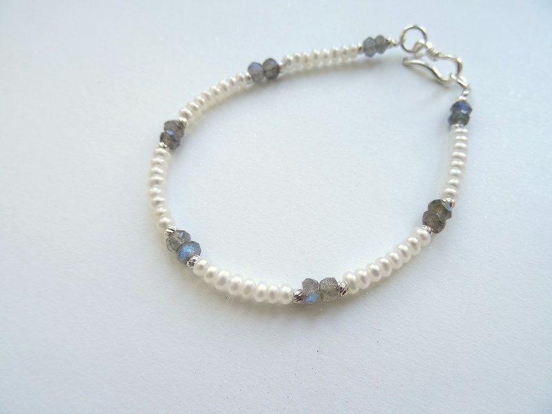 ::淡水珍珠:: 拉长石珍珠纯银手链  Labradorite & White Rondelle Pearls - 手链/手环 - 宝石 白色