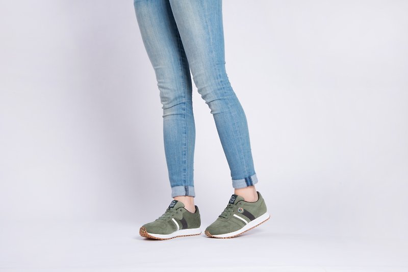宝特瓶制休闲鞋  La Champenoise 复古慢跑鞋    橄榄绿   女生款 - 女款运动鞋/球鞋 - 环保材料 绿色