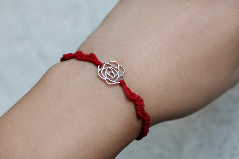 纯银。溺爱玫瑰。编织手链 - 手链/手环 - 其他材质 红色