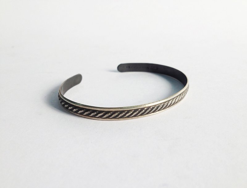 摩里安那之四・纯银复古手环(斜纹) | Moriana - 手链/手环 - 其他金属 白色