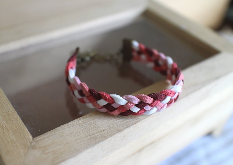 编织手环--韩国麂皮绒【盛夏野莓】 - 手链/手环 - 真皮 红色