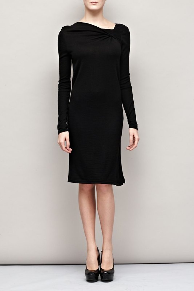 领口抓褶针织洋装 Neckline Ruched Sweater Dress - 洋装/连衣裙 - 其他材质 黑色