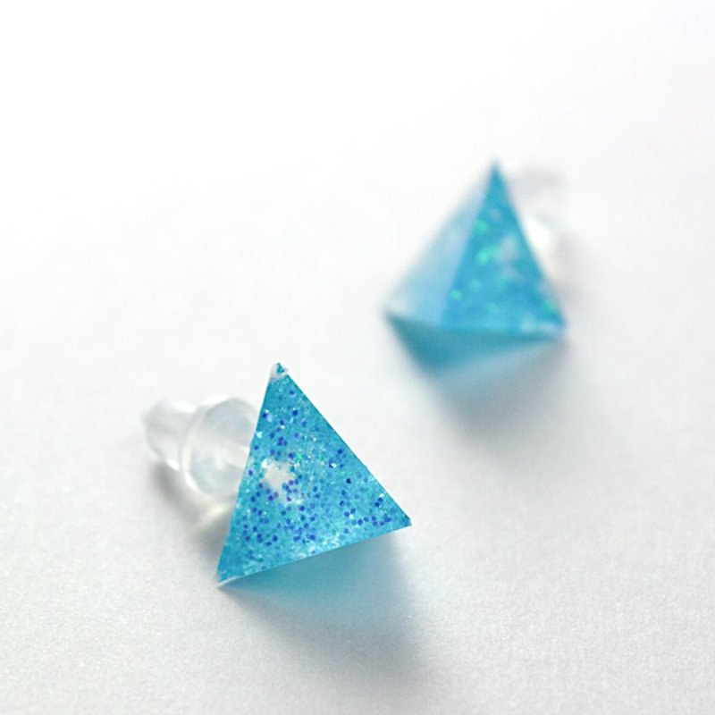 トライアングルピアス(クリアブルー) - 耳环/耳夹 - 其他材质 蓝色
