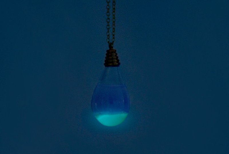 周年庆全馆9.5折 / 海洋风 / 英式透明感玻璃球项链 - 夜里的水蓝色海洋 ( 限量夜光版 ) - 项链 - 玻璃 蓝色