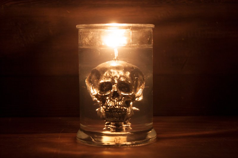 EYE LAB 骷髅头罐装香氛蜡烛 银黑色特制版 300ml - 蜡烛/烛台 - 蜡 黑色