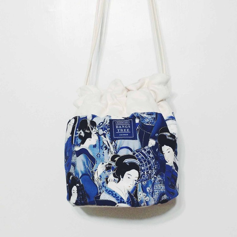 ::浏海树:: 夏季出游水桶包_浮世绘 - 侧背包/斜挎包 - 其他材质 蓝色