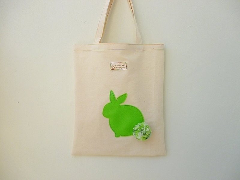 [草绿色兔尾包] 爱动物爱地球系列˙环保袋/购物袋/肩背袋/补习袋(仅一个) - 侧背包/斜挎包 - 其他材质 绿色