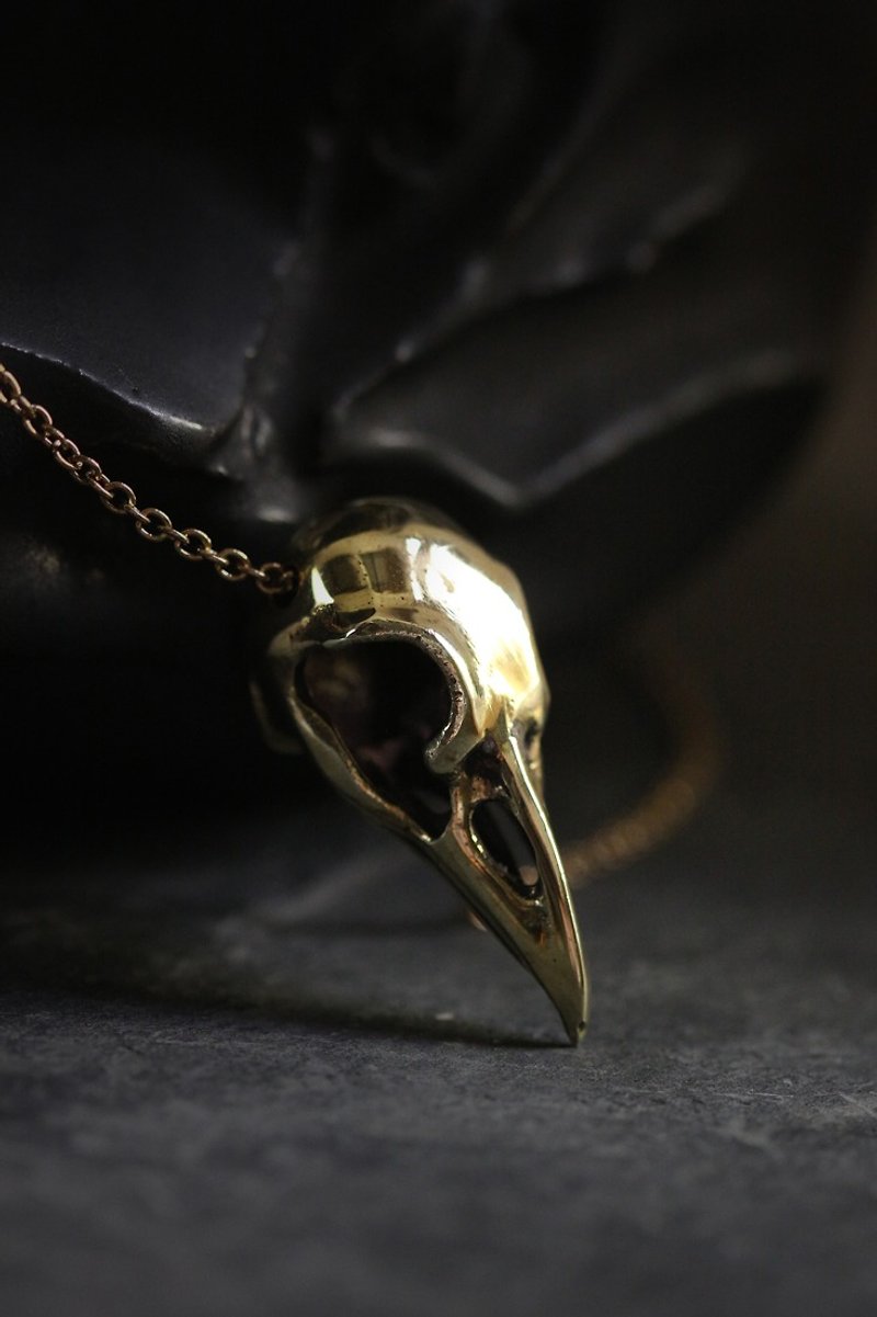 Raven Skull Necklace by Defy. - 项链 - 其他金属 