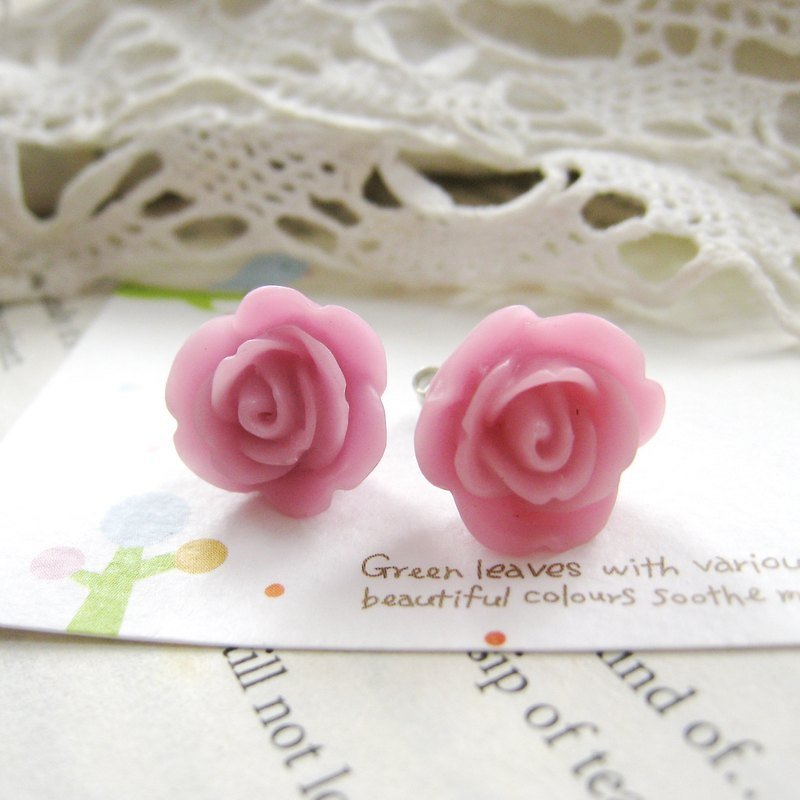 树脂小玫瑰耳钉 （粉紫） - 耳环/耳夹 - 塑料 粉红色