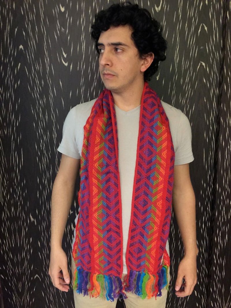 祕鲁手工菱形纹羊驼围巾-红彩 - 丝巾 - 其他材质 红色