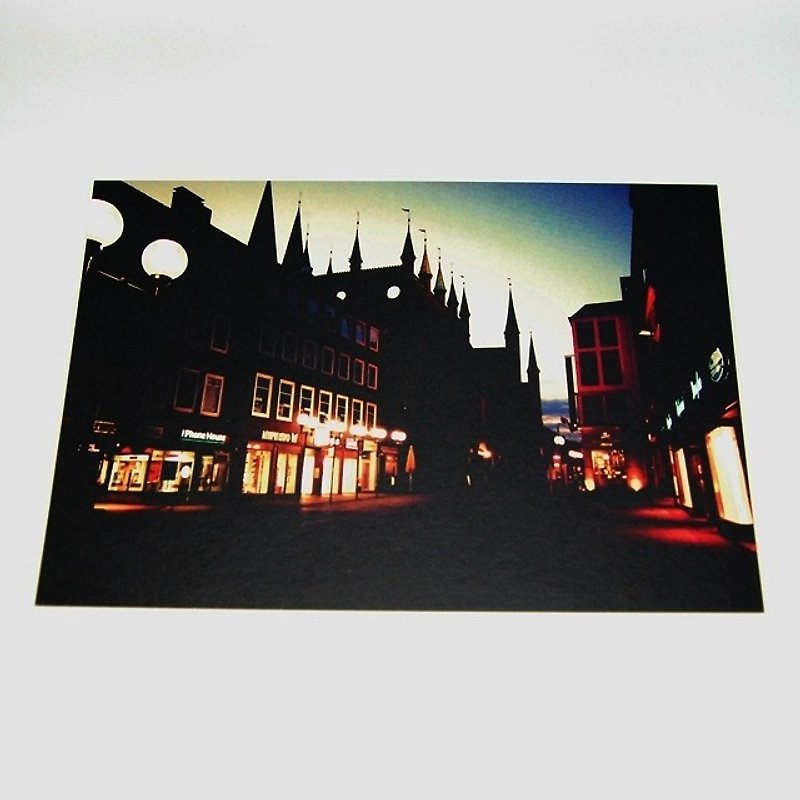 摄影明信片 | 城市小旅行 - 德国吕贝克-夜晚的街道 - 卡片/明信片 - 纸 多色