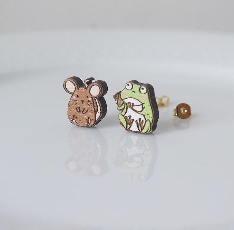老鼠与青蛙木制耳环 - 耳环/耳夹 - 木头 咖啡色