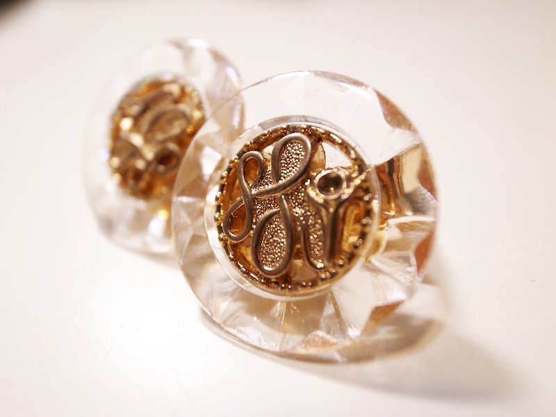 伊莎贝尔夹式复古耳环 - 耳环/耳夹 - 塑料 金色