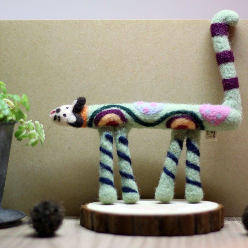 猫小姐羊毛毡 手作 玩偶 - 玩偶/公仔 - 羊毛 绿色