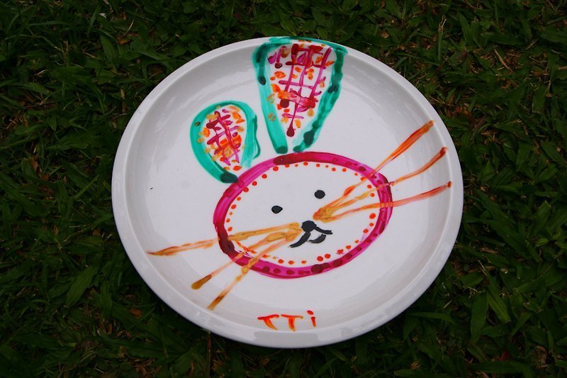 手工彩绘兔兔瓷盘 - 浅碟/小碟子 - 其他材质 白色