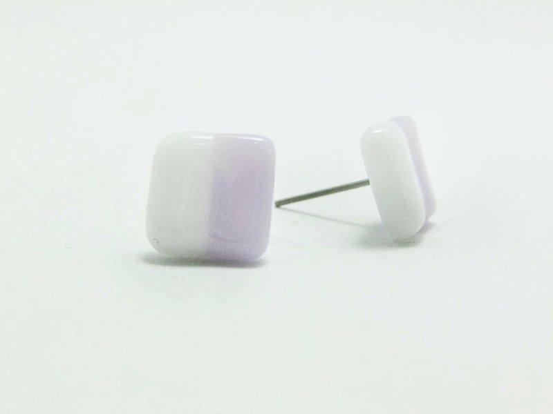 方型双色琉璃耳环-白+淡紫 - 耳环/耳夹 - 玻璃 多色