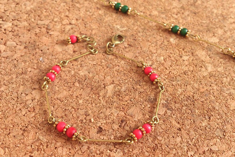 格格吉祥手链～黄铜木珠 - 手链/手环 - 其他材质 红色