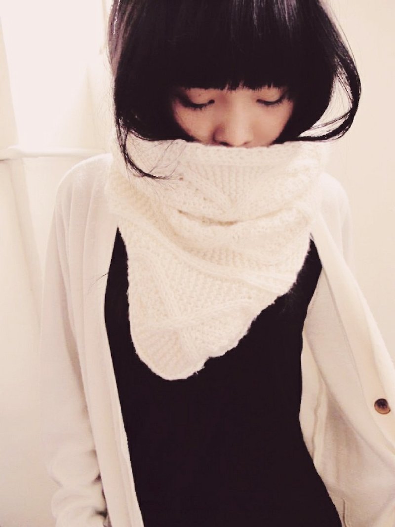 Lan毛线围脖(米白色) - 围巾/披肩 - 其他材质 白色
