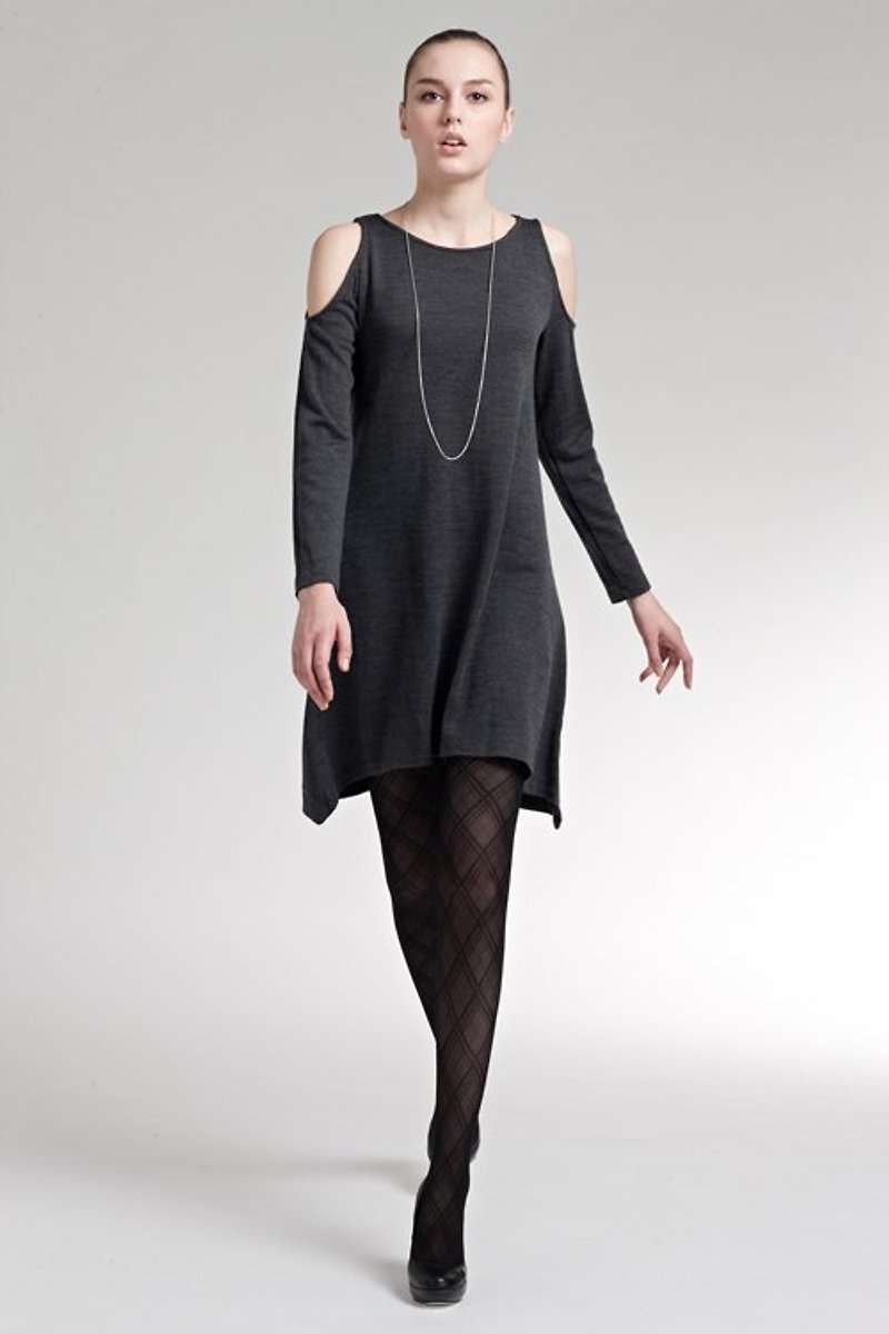 Pinkoi独家限量优惠: 露肩伞状长袖针织洋装 - 洋装/连衣裙 - 其他材质 灰色