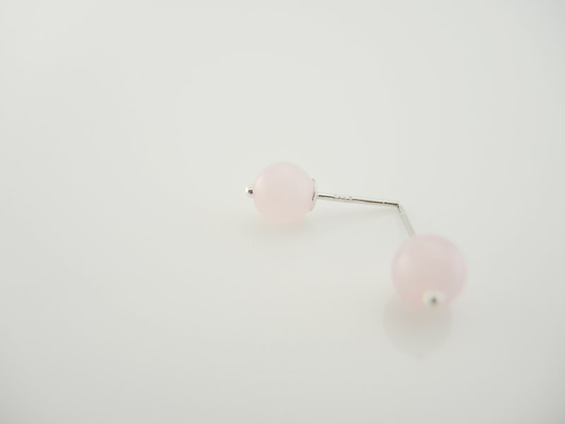 《Full Moon 满月》经典耳针式贴耳耳环-芙蓉粉晶款 - 耳环/耳夹 - 宝石 粉红色