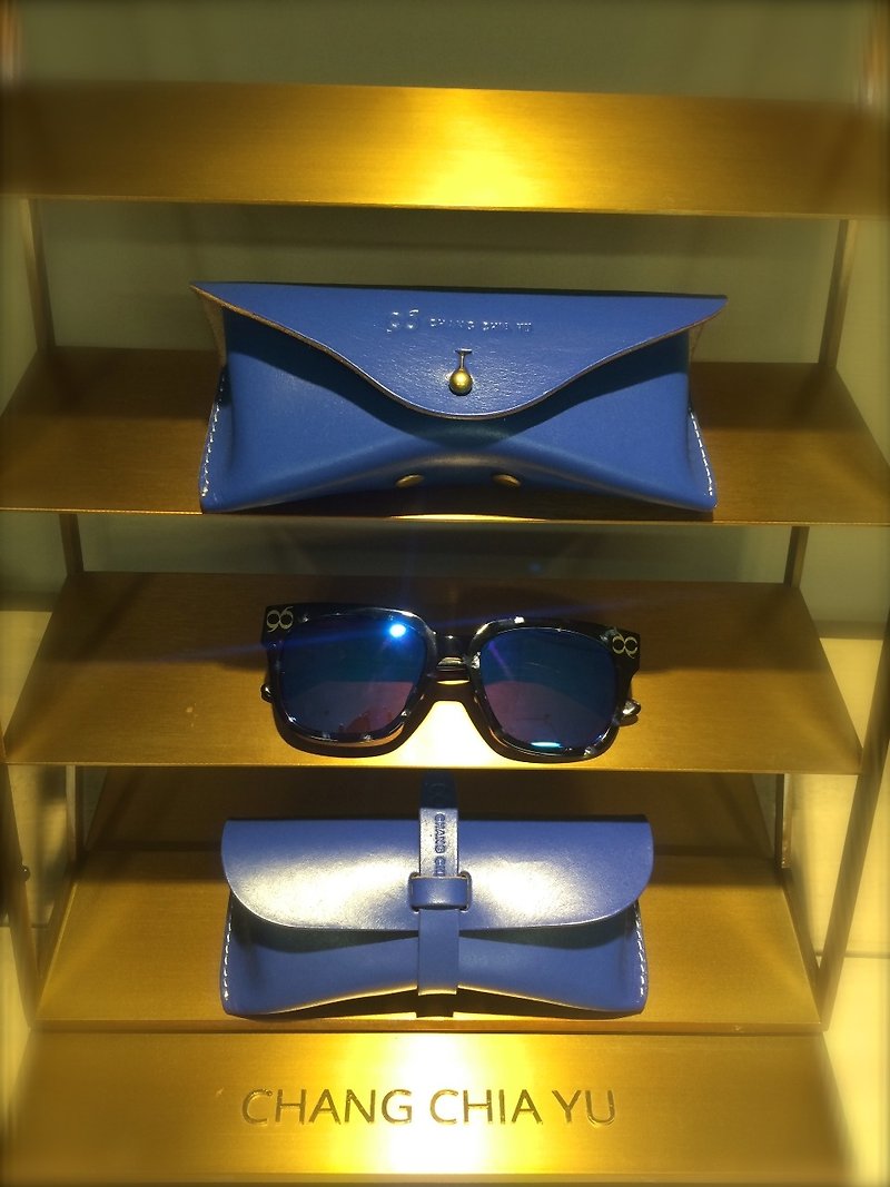 【YuYu】名模张珈瑜自创品牌 -手工植鞣Subline蓝牛皮眼镜盒 - 眼镜/眼镜框 - 真皮 多色
