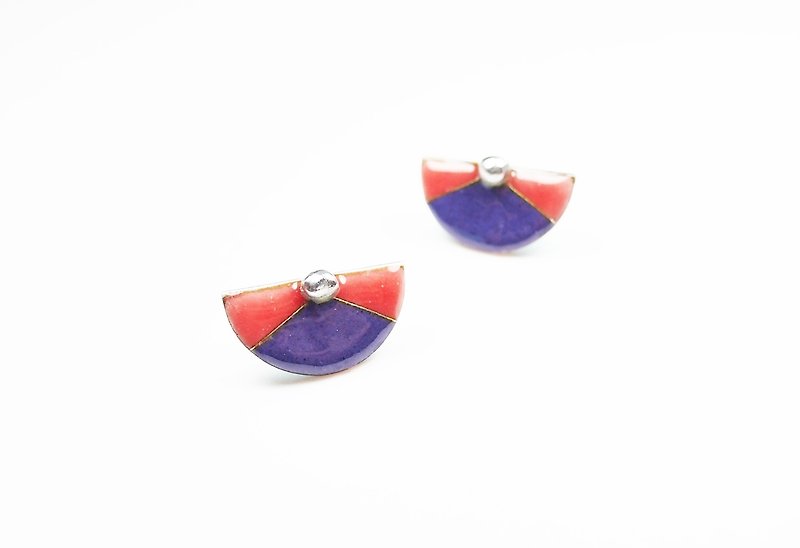 Handmade Enameling Earrings 银珠复古扇形掐丝珐琅耳环(桃紫色) - 耳环/耳夹 - 其他金属 紫色