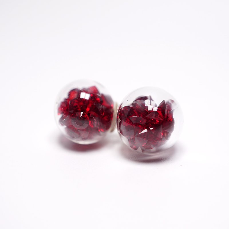 A Handmade  红水晶玻璃球耳环 - 耳环/耳夹 - 玻璃 
