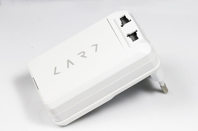 【全新福利品 】 CARD 多功能海外旅行充电方案(不含电池) - 其他 - 塑料 白色