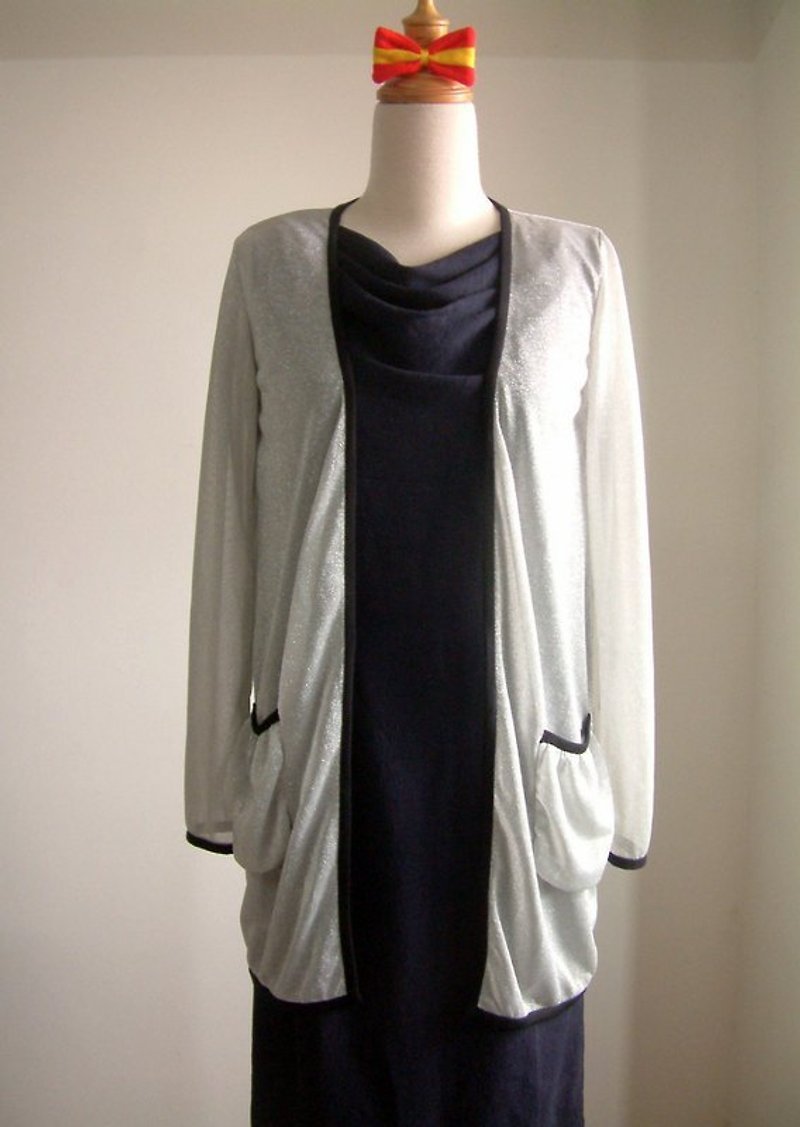闪亮银长袖薄外套 - 女装休闲/机能外套 - 其他材质 灰色