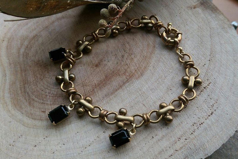 黑色古董玻璃黄铜手链 - 手链/手环 - 宝石 