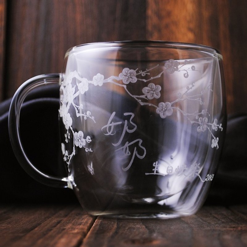 300cc【双层杯艺术雕刻】梅花双层杯玻璃雕艺术茶杯 耐热玻璃保温隔热 祝寿贺礼 定制化 - 酒杯/酒器 - 玻璃 咖啡色
