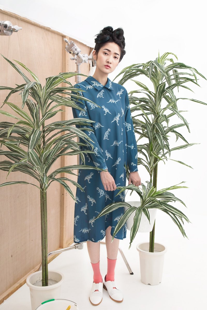 tan tan x Hsiao-Ron Cheng / 恐龙印花长版衬衫 - 女装衬衫 - 其他材质 蓝色