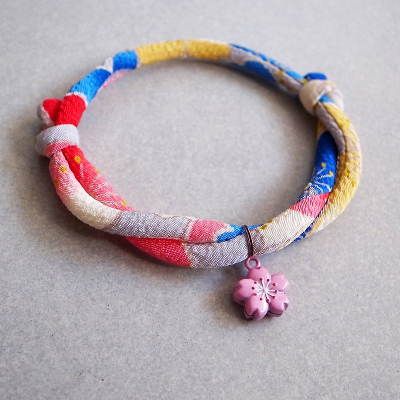 日本犬猫和布颈圈 项圈(可调式)--赤青+粉樱铃铛(猫用安全扣项圈) - 项圈/牵绳 - 丝．绢 蓝色