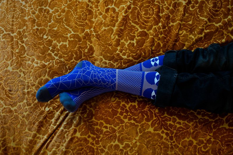冰河融化 / 及膝长袜 - 蓝芋色 - 袜子 - 其他材质 蓝色