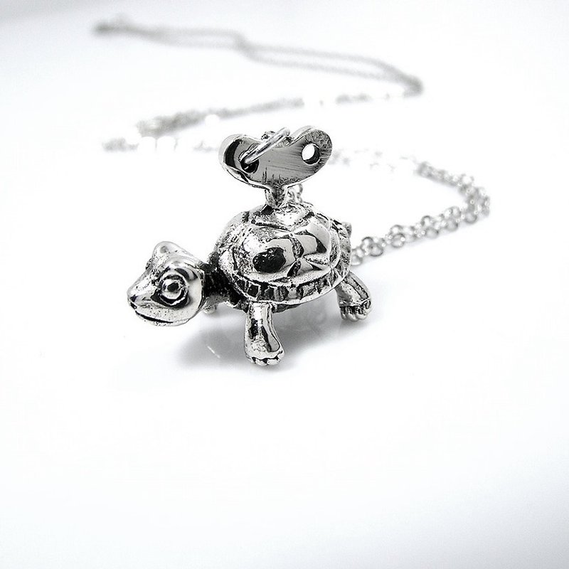 Wind up Turtle pendant in white bronze ,Rocker jewelry ,Skull jewelry,Biker jewelry - 项链 - 其他金属 