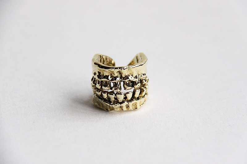 牙齿骨骼形状黄铜戒指 - 戒指 - 其他金属 金色