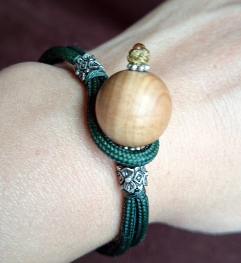 天然檀香木珠手环(小珠秀气版) - 手链/手环 - 木头 多色