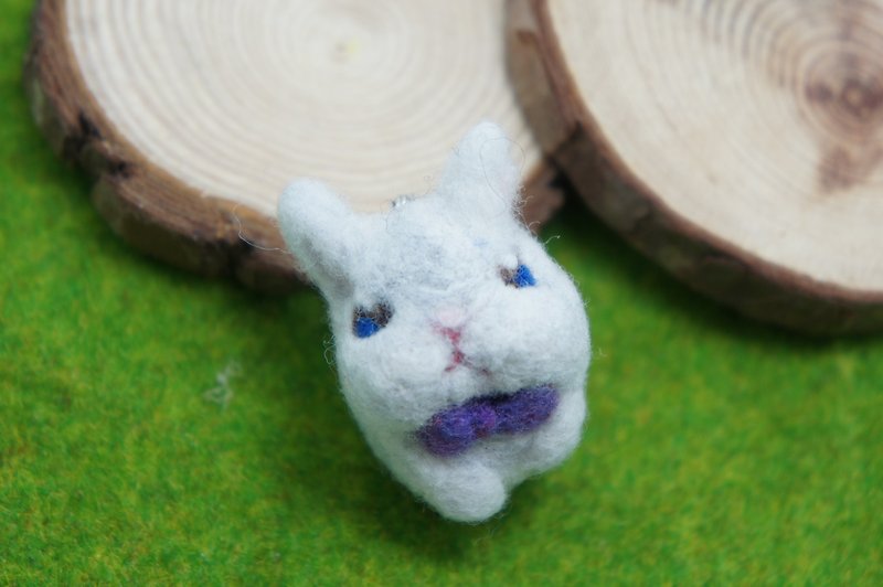 买一送一羊毛毡可爱兔兔偷望你 别针/胸针  订制 - 胸针 - 羊毛 