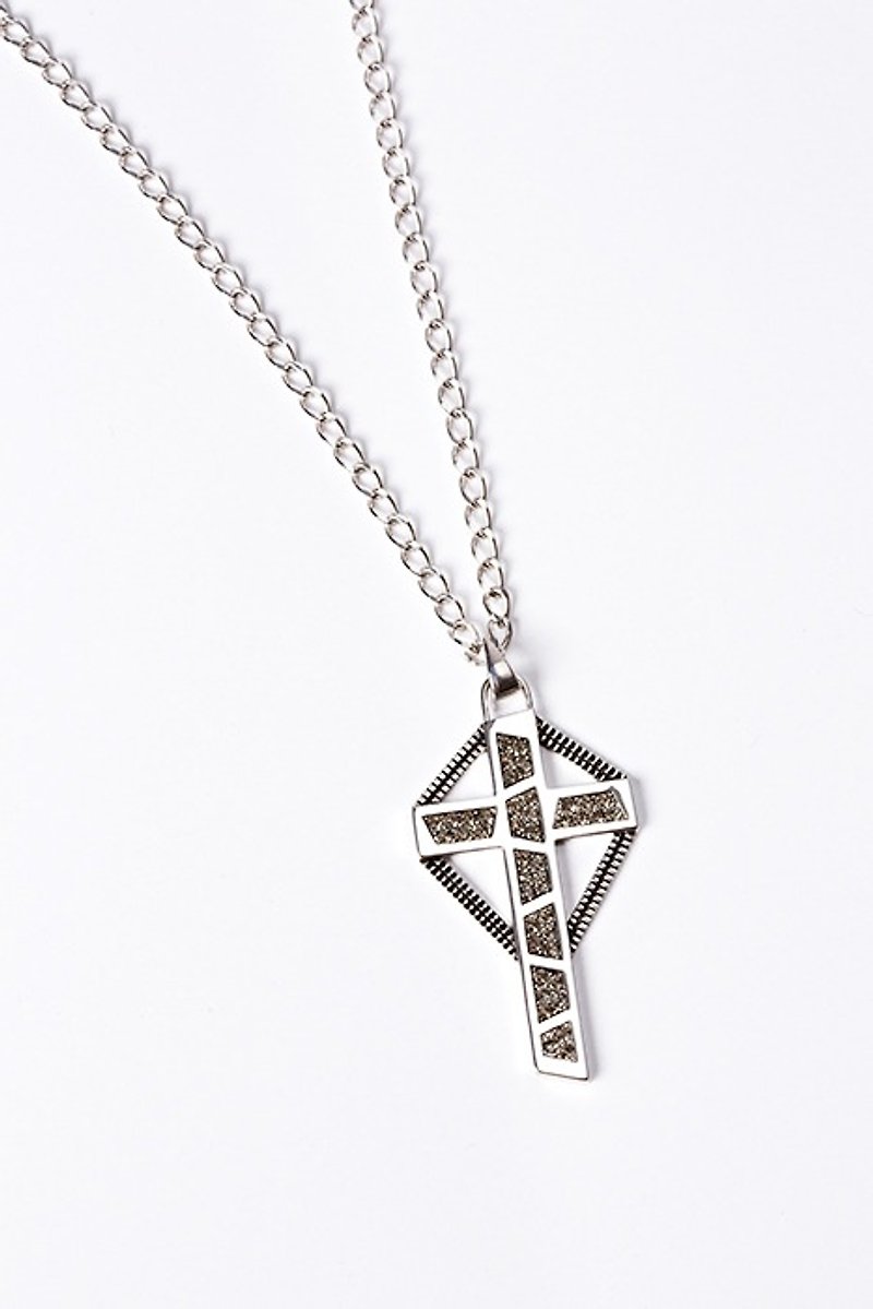 geometric 几何图案 设计系列 - 施华洛斯奇黑钻 十字架造型项链 - 项链 - 其他金属 黑色
