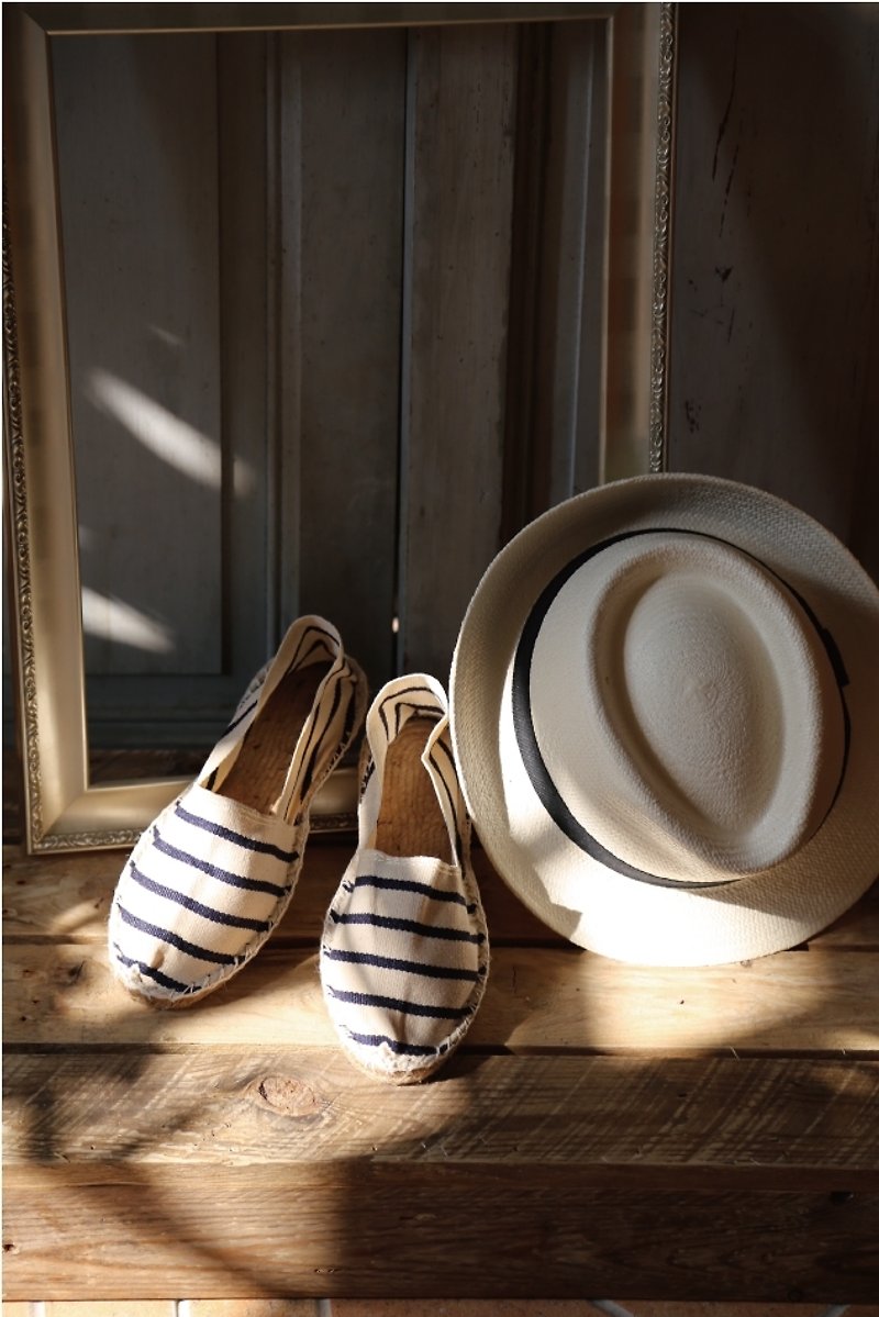 Espadrilles法国草编鞋(毕卡索蓝白条纹) - 女款休闲鞋 - 植物．花 白色