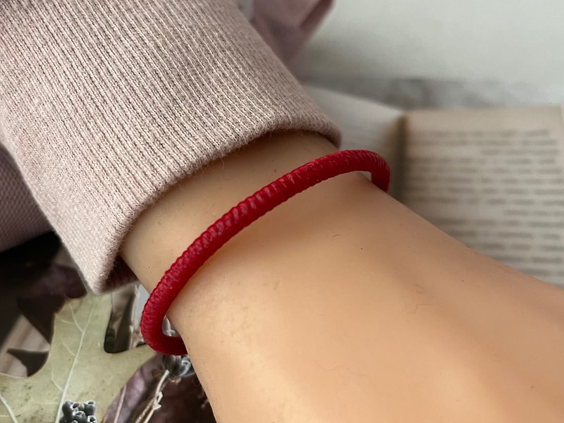 本命年红绳 (蚕丝蜡线基本款手绳) - 手链/手环 - 其他材质 红色