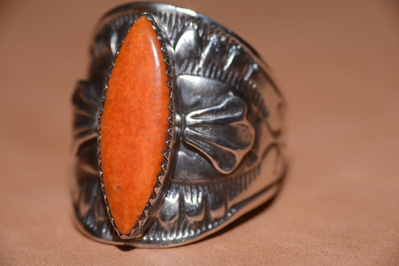 NAVAJO 纯银戒指 菱形珊瑚石戒指，嘻皮，哈雷，重机，美式，印地安 - 戒指 - 其他金属 银色