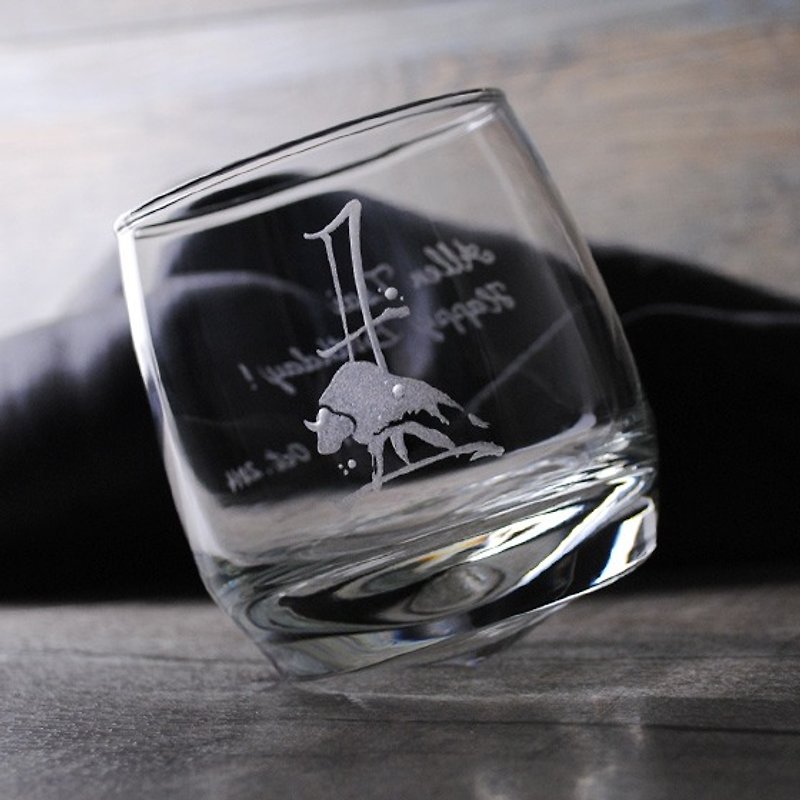 12生肖纪念版【MSA GLASS ENGRAVING】十二生肖 丑牛 威士忌杯 手绘刻字杯(底部圆锥形无法平放) 情人节 玻璃雕刻 生日礼物 属牛 - 酒杯/酒器 - 玻璃 灰色