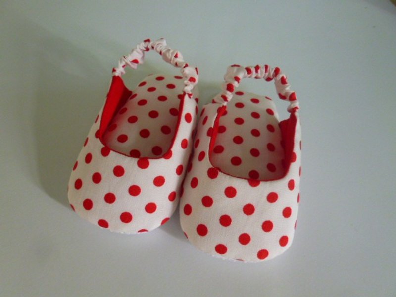 白底红点点婴儿凉鞋 婴儿鞋 弥月礼物 - 婴儿鞋 - 棉．麻 红色